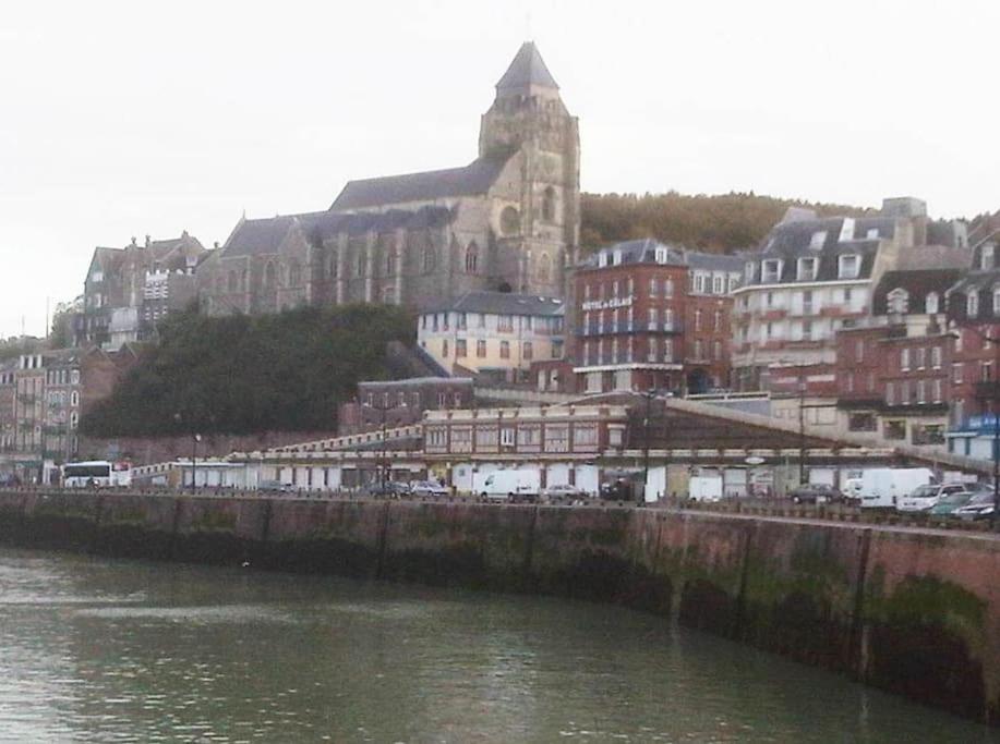 Appartement Le 101 - Les Locations ISAHORA à Eu (Seine-Maritime) Extérieur photo