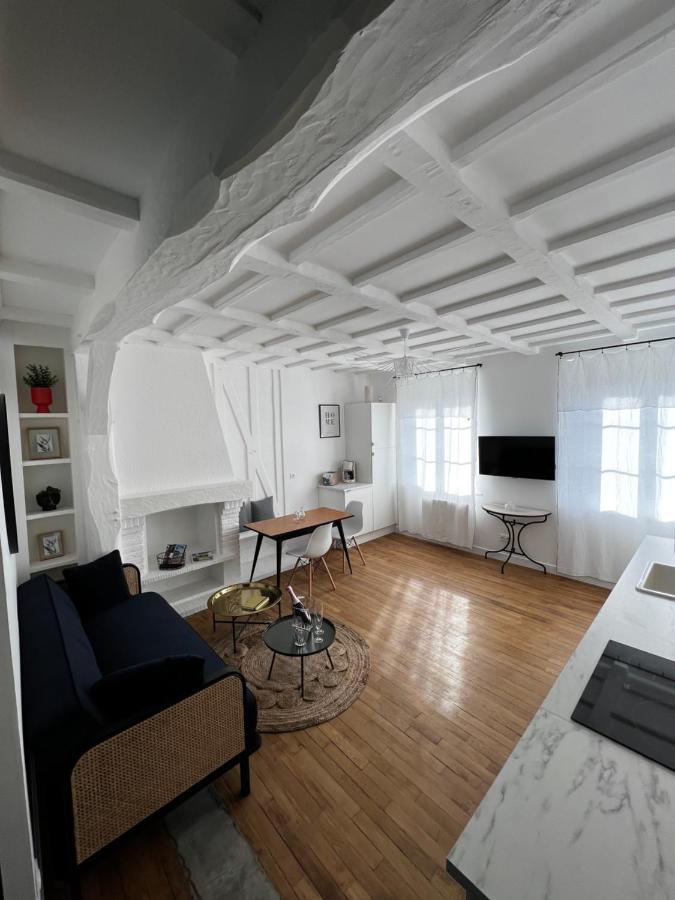 Appartement Le 101 - Les Locations ISAHORA à Eu (Seine-Maritime) Extérieur photo